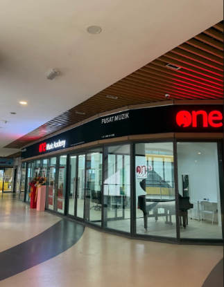 Picture of Guitar Class @ RnF Mall - copy