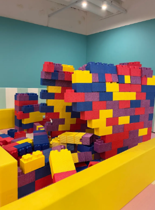 Picture of Lio & Friends